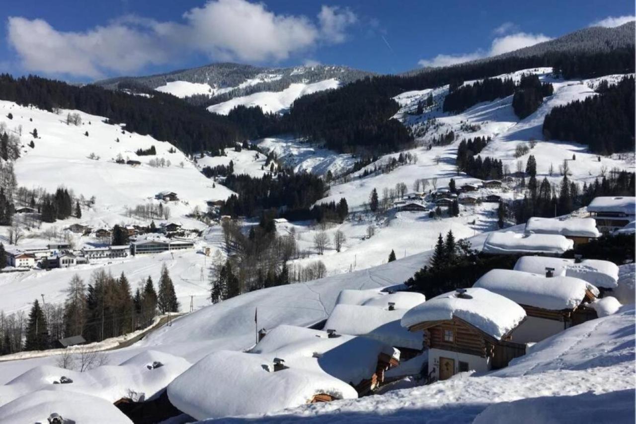 Appartement Mit Balkon Und Hallenbad Maria Alm am Steinernen Meer Exterior photo